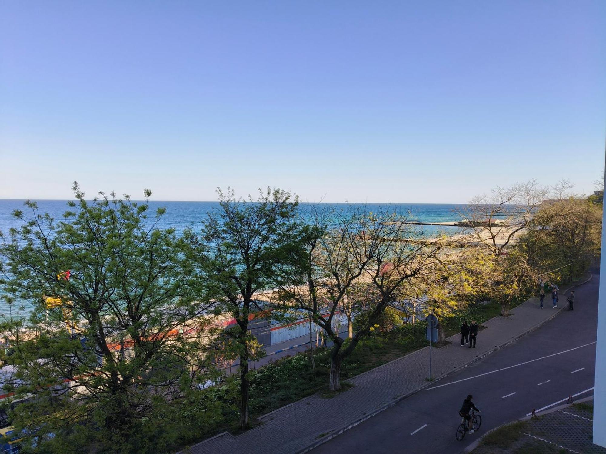 Апартаменты У Моря Magnit Первая Линия Oldenburg Bagian luar foto