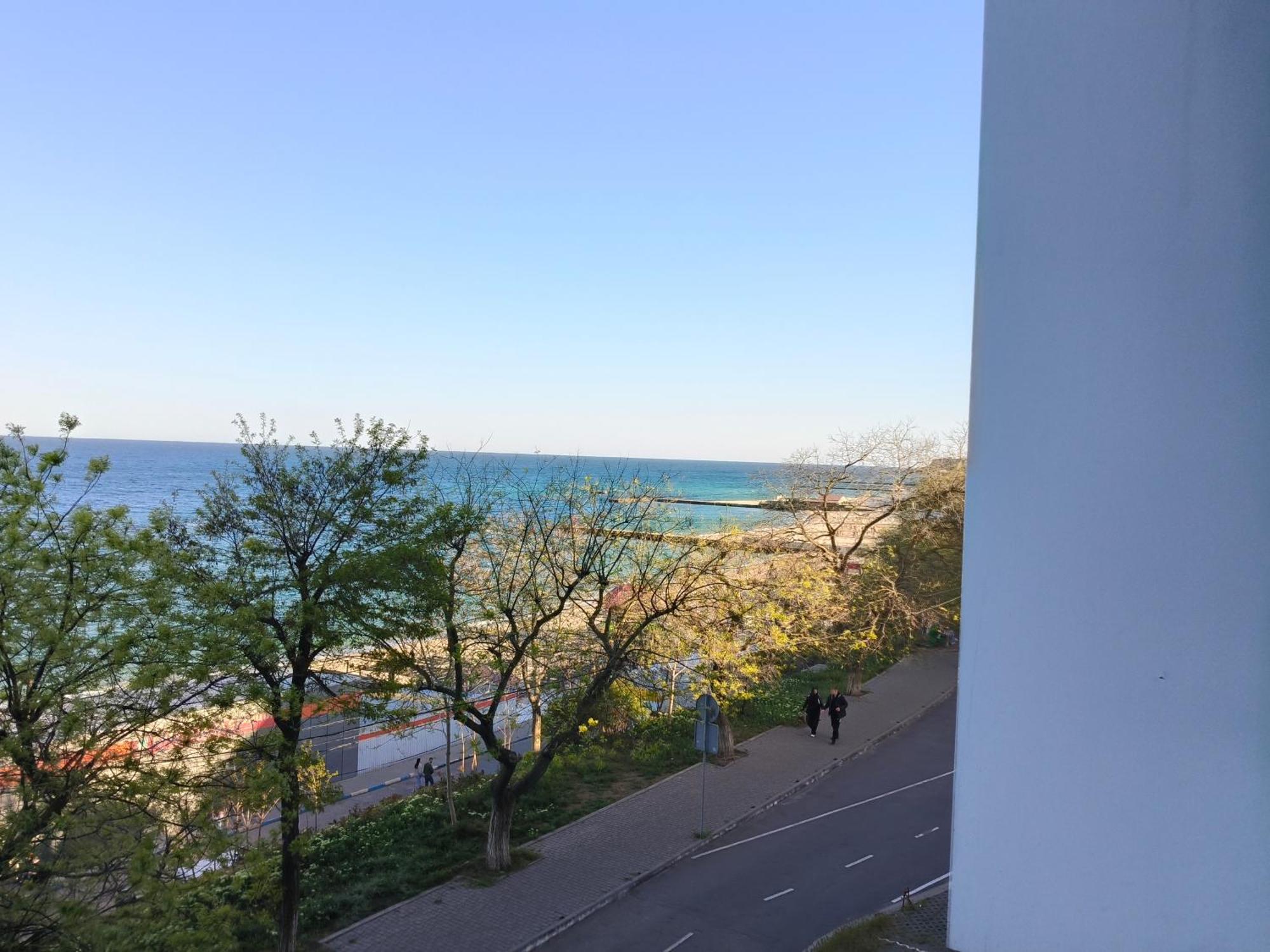 Апартаменты У Моря Magnit Первая Линия Oldenburg Bagian luar foto